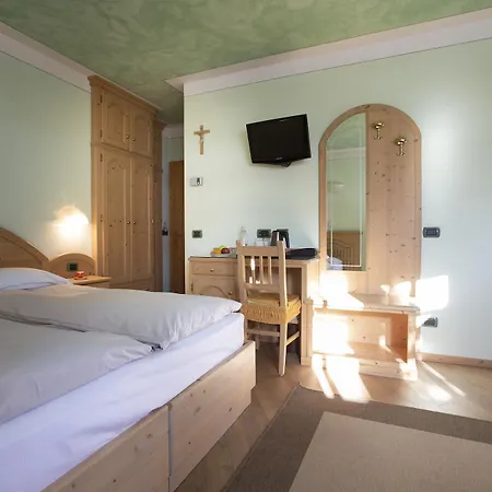 Hotel La Suisse 4*